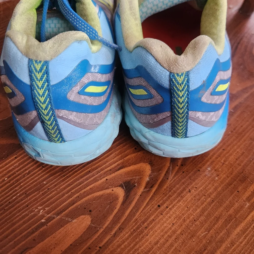 New Balance Teal and Yellow Athletic Running Sneakers